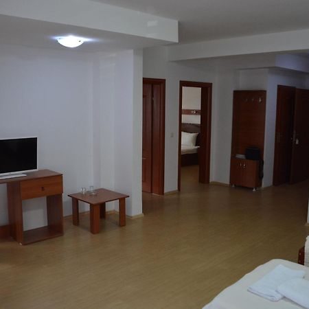 Arabella Hotel Kičevo المظهر الخارجي الصورة