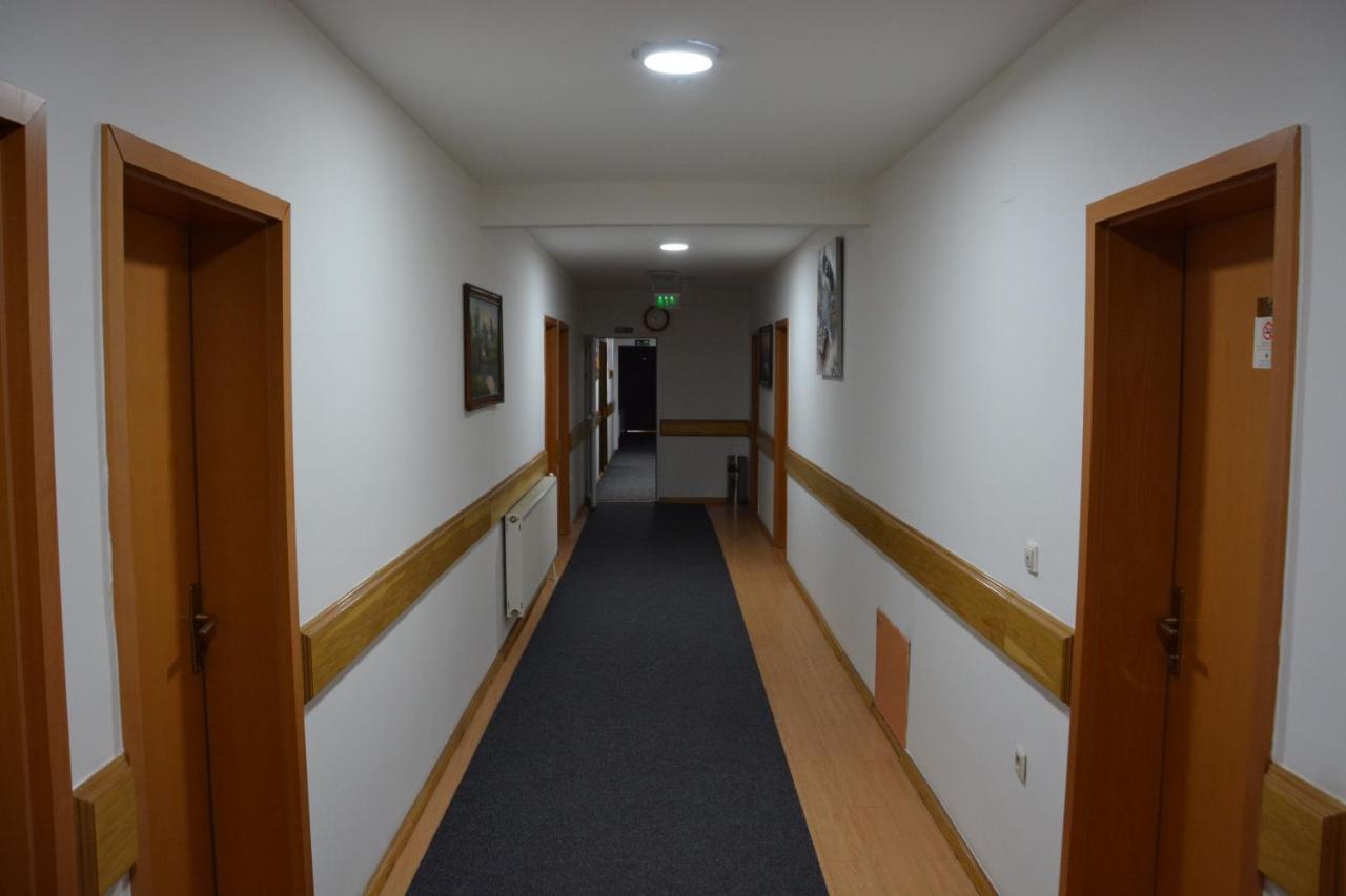Arabella Hotel Kičevo المظهر الخارجي الصورة